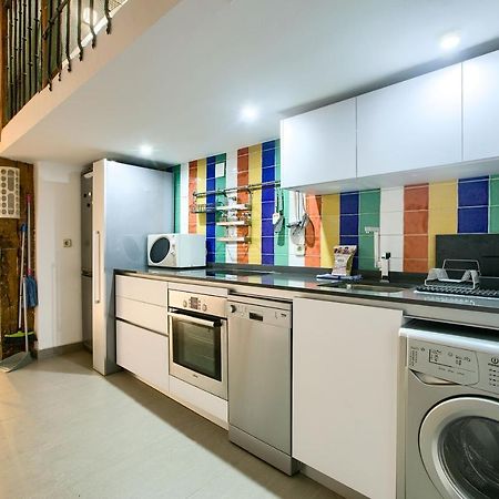 Charming Bohemian Lavapies Apartment Madrid Bagian luar foto