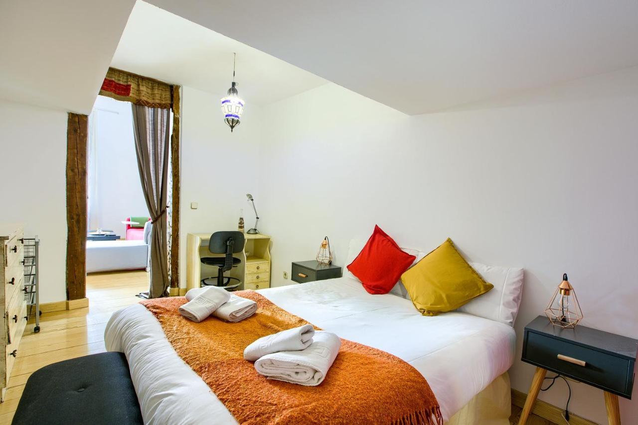 Charming Bohemian Lavapies Apartment Madrid Bagian luar foto