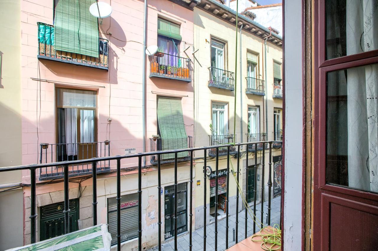 Charming Bohemian Lavapies Apartment Madrid Bagian luar foto