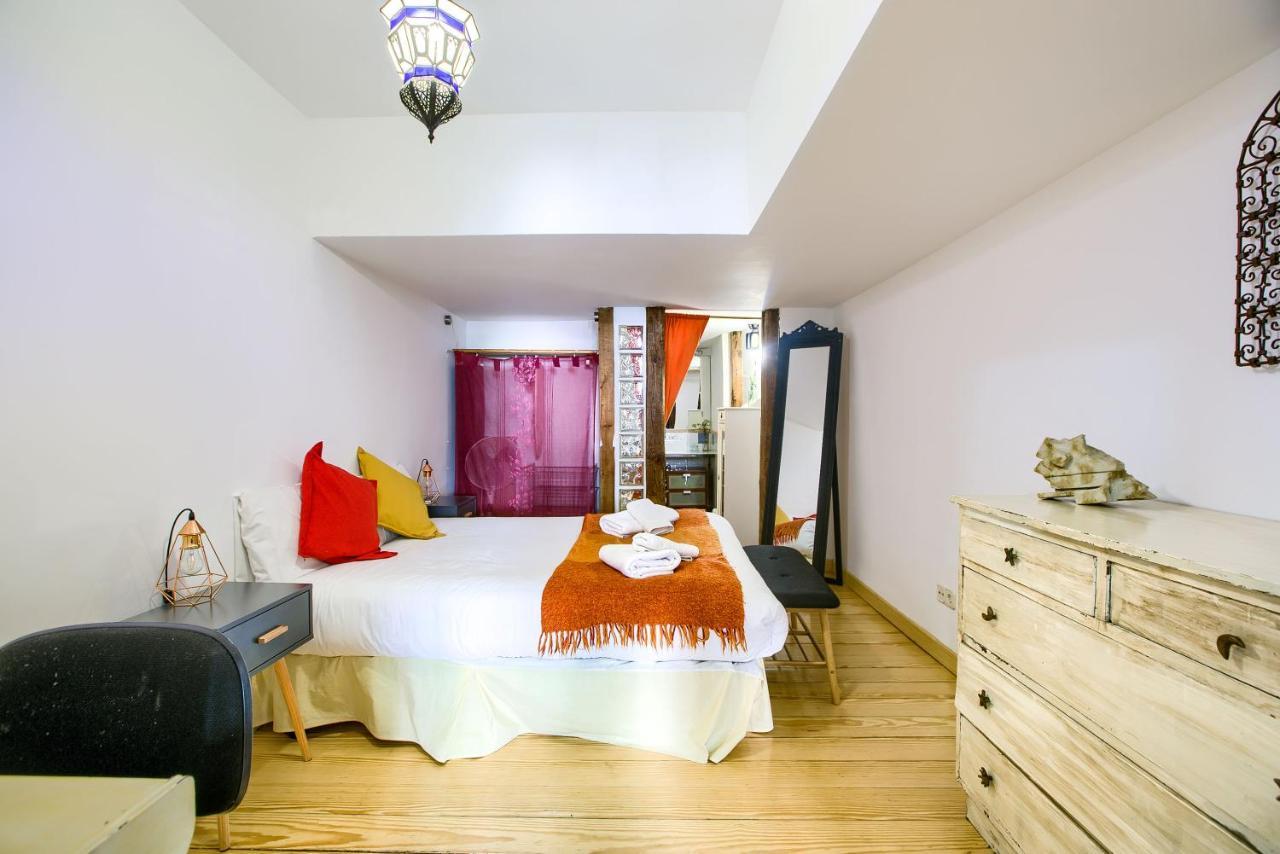 Charming Bohemian Lavapies Apartment Madrid Bagian luar foto